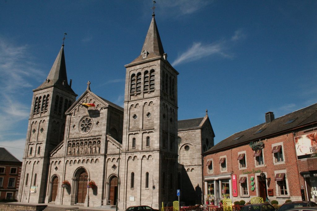 Abadía de Notre-Dame de Saint-Rémy de Rochefort